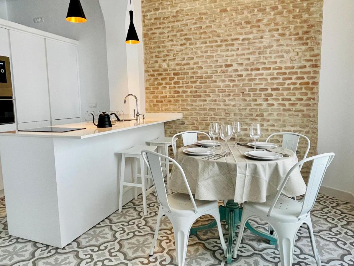 Modern Apartment In The City Centre, La Alameda เซบีญา ภายนอก รูปภาพ
